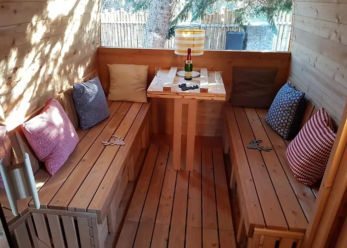 Holzfass Entspannung Pur Mit Schoenstem Bergblick 3 Appartement